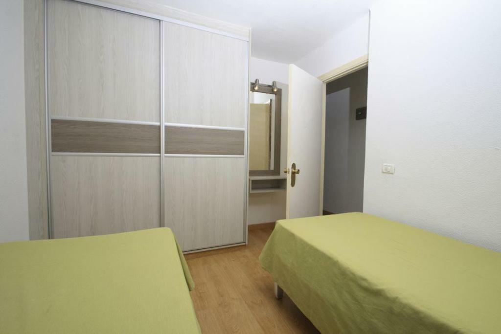 بلايا ديل إنغلز Apartamentos Koka المظهر الخارجي الصورة